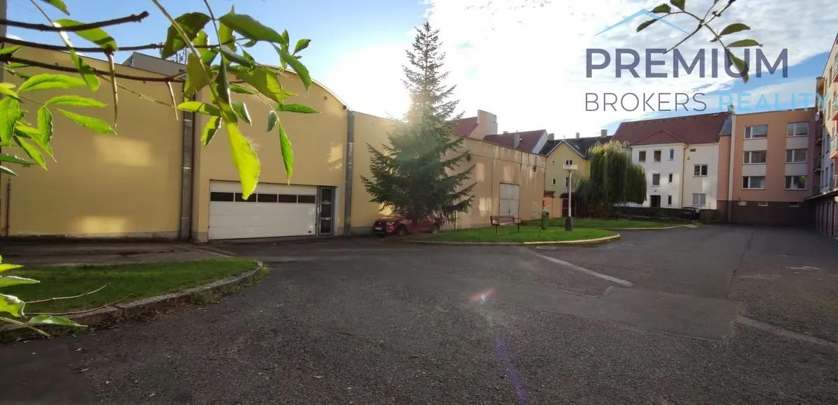 Pronájem garážového stání 25 m², Žatec